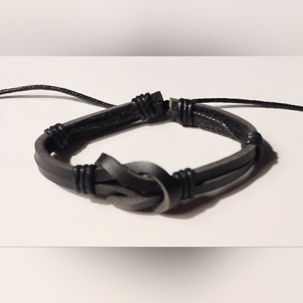 Men's bracelet leather layered black new d45